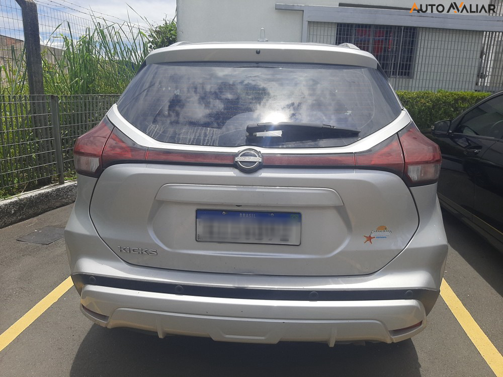 NISSAN KICKS 1.6 EXCLUSIVE 16V FLEX AUT.
