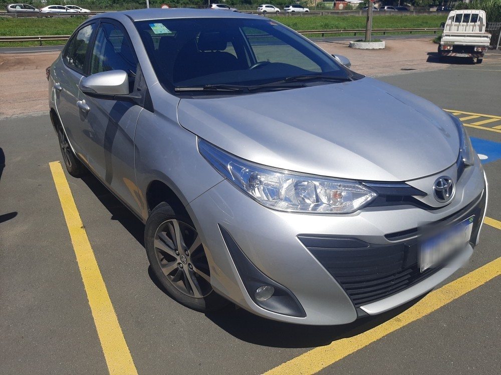 TOYOTA YARIS 1.5 16V FLEX SEDAN XS MULTIDRIVE