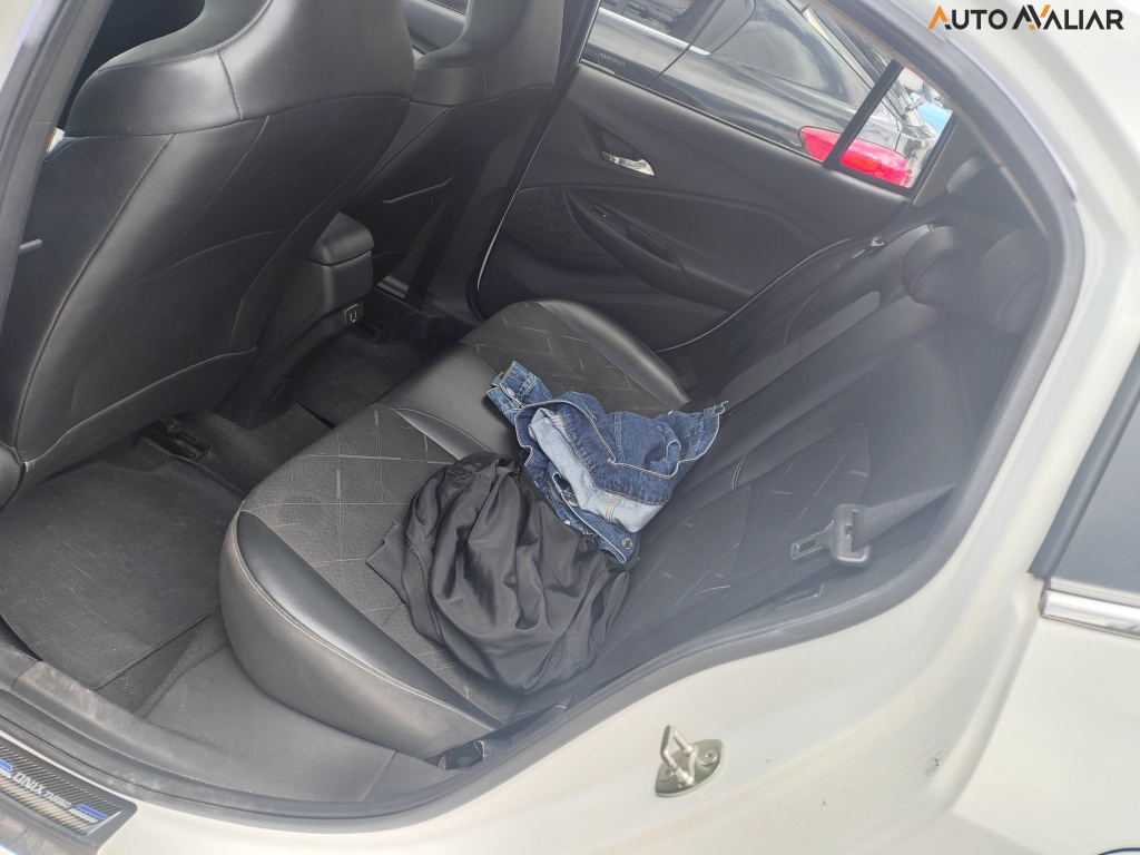 CHEVROLET ONIX 1.0 TURBO FLEX PREMIER AUTOMATICO