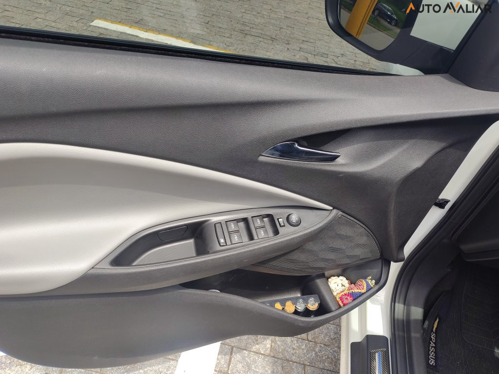 CHEVROLET ONIX 1.0 TURBO FLEX PREMIER AUTOMATICO