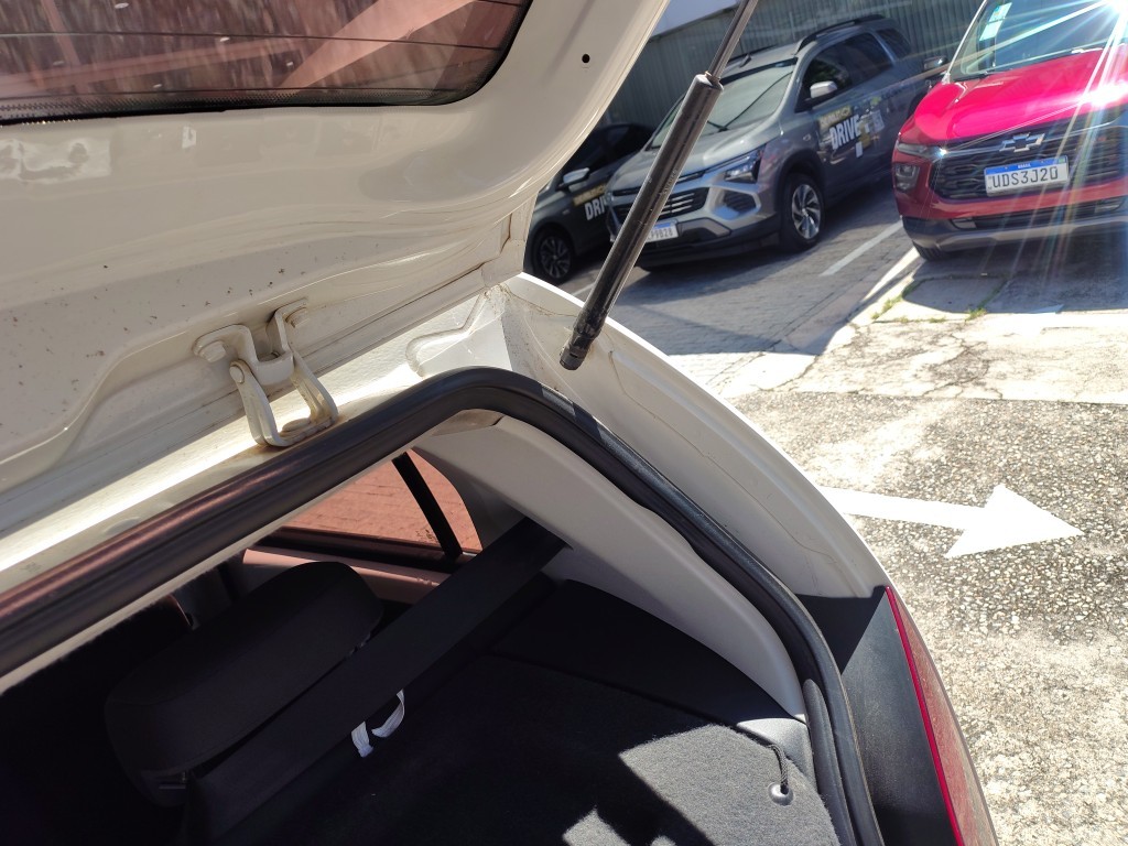 VOLKSWAGEN UP 1.0 MPI MOVE UP 12V FLEX 4P MANUAL