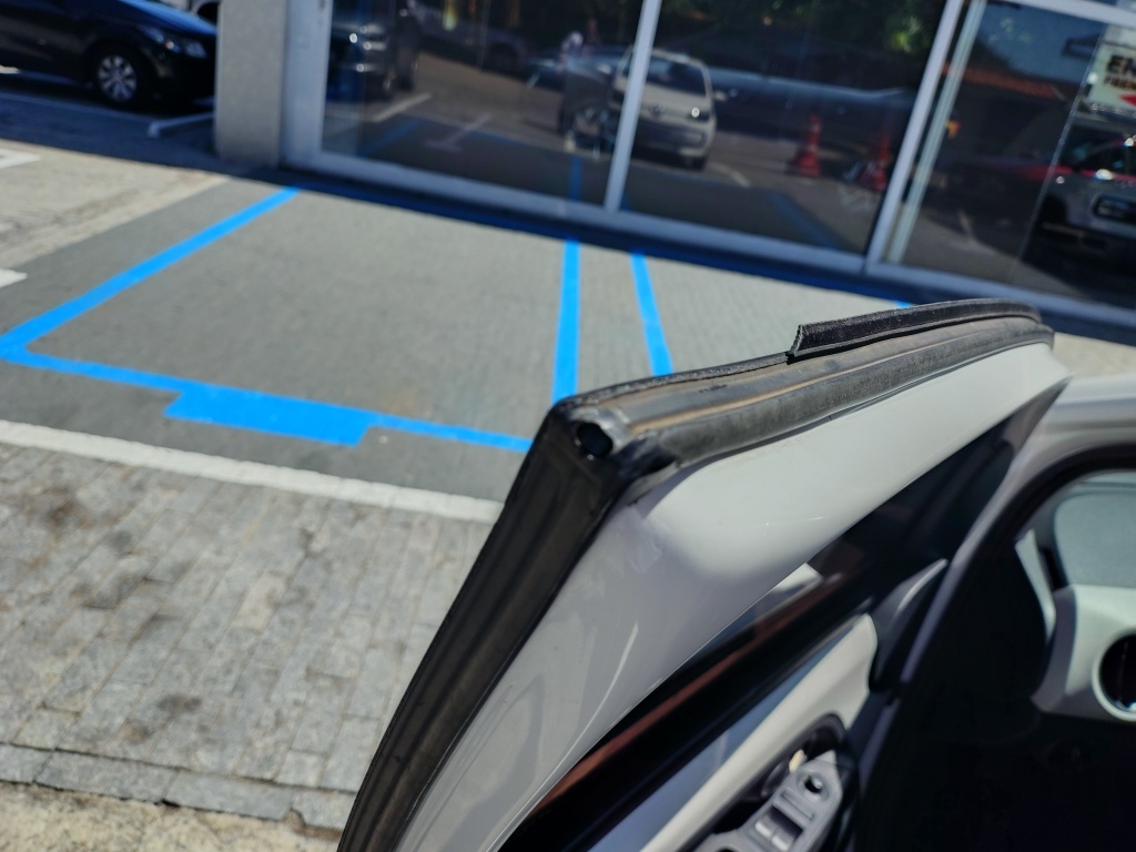 VOLKSWAGEN UP 1.0 MPI MOVE UP 12V FLEX 4P MANUAL