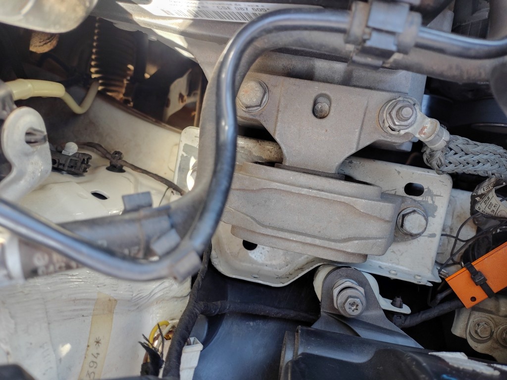 VOLKSWAGEN UP 1.0 MPI MOVE UP 12V FLEX 4P MANUAL