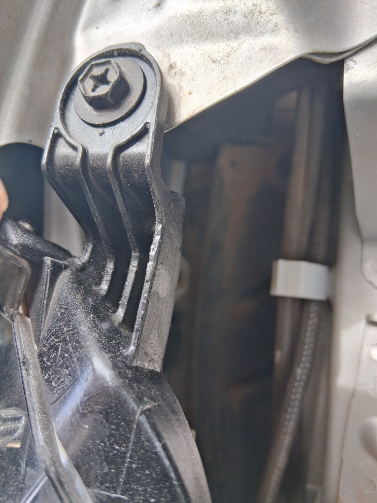 TOYOTA COROLLA CROSS 1.8 VVT-I HYBRID FLEX XRX CVT