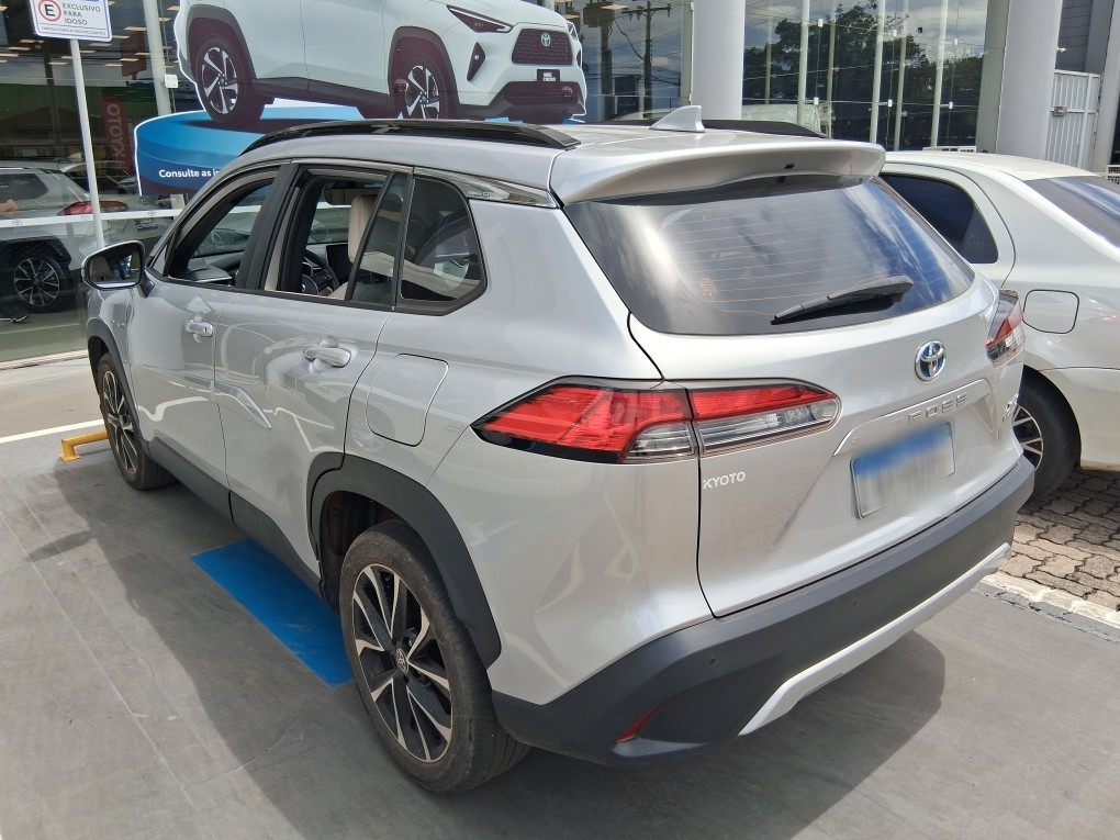 TOYOTA COROLLA CROSS 1.8 VVT-I HYBRID FLEX XRX CVT