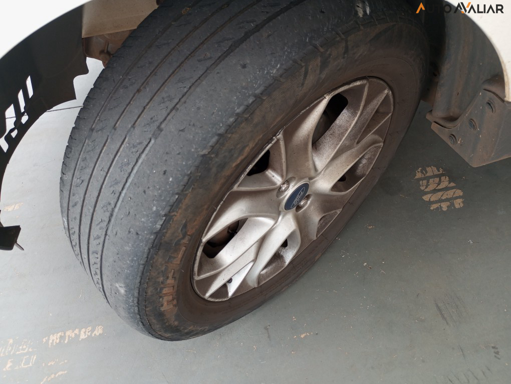 FORD ECOSPORT 2.0 TITANIUM 16V FLEX 4P AUTOMATICO