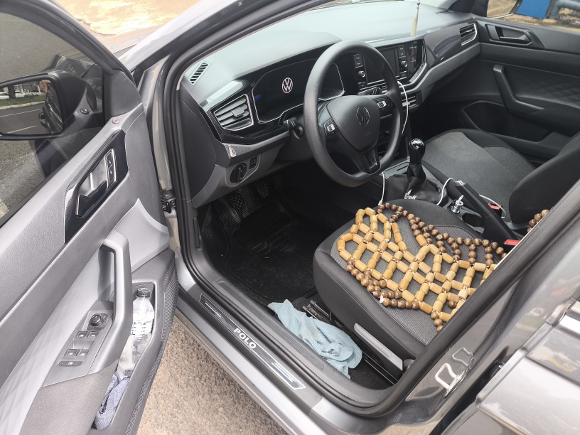 VOLKSWAGEN POLO 1.0 170 TSI MANUAL