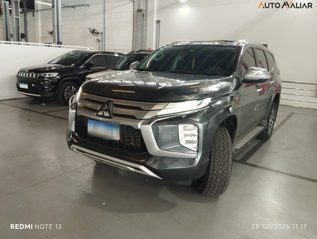MITSUBISHI PAJERO 2.4 SPORT HPE-S 4X4 DIESEL 4P AUTOMÁTICO