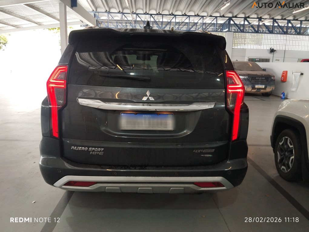 MITSUBISHI PAJERO 2.4 SPORT HPE-S 4X4 DIESEL 4P AUTOM&Aacute;TICO