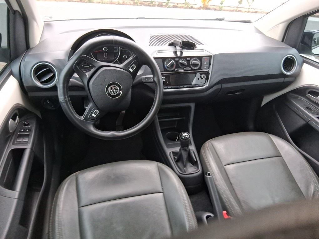 VOLKSWAGEN UP 1.0 170 TSI TOTAL FLEX XTREME 4P MANUAL