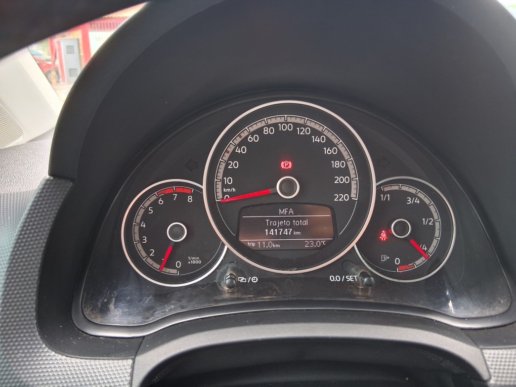 VOLKSWAGEN UP 1.0 170 TSI TOTAL FLEX XTREME 4P MANUAL