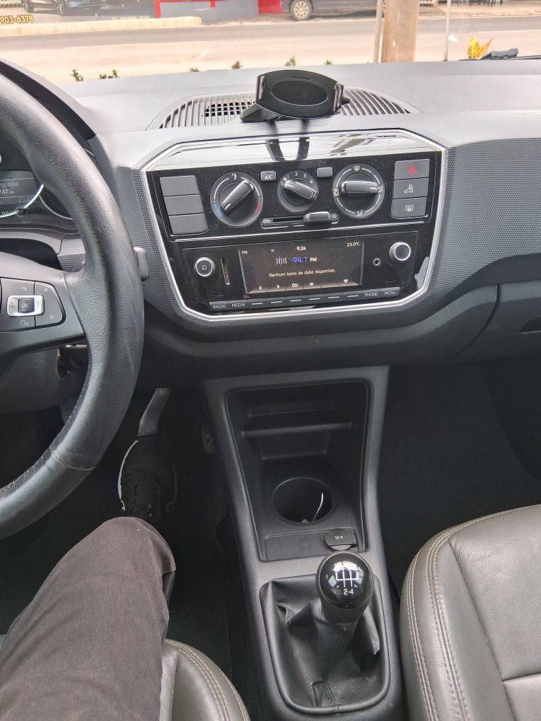 VOLKSWAGEN UP 1.0 170 TSI TOTAL FLEX XTREME 4P MANUAL