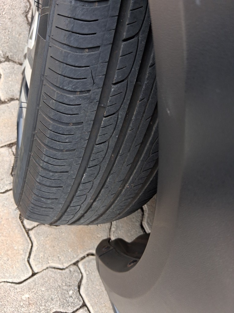 VOLKSWAGEN UP 1.0 170 TSI TOTAL FLEX XTREME 4P MANUAL