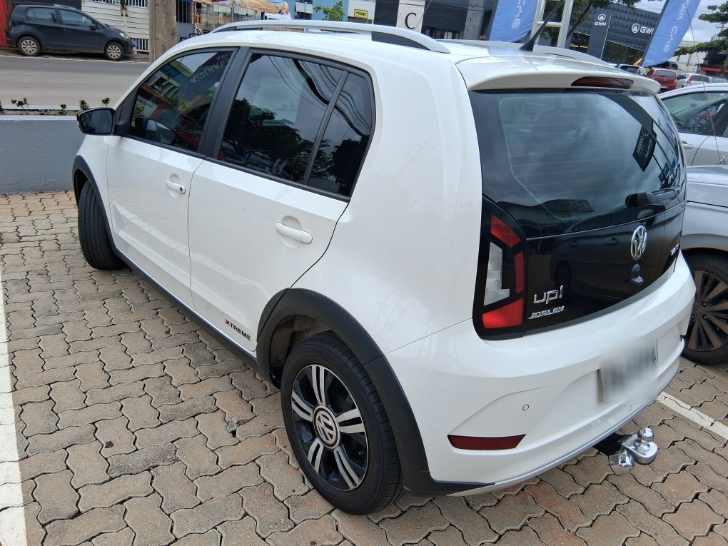 VOLKSWAGEN UP 1.0 170 TSI TOTAL FLEX XTREME 4P MANUAL