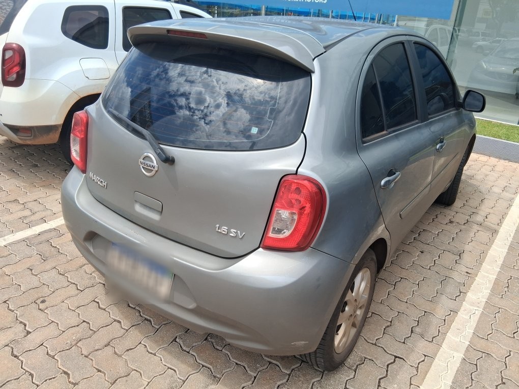 NISSAN MARCH 1.6 SV 16V FLEXSTART 4P XTRONIC