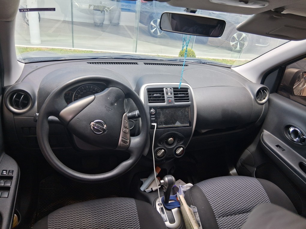 NISSAN MARCH 1.6 SV 16V FLEXSTART 4P XTRONIC