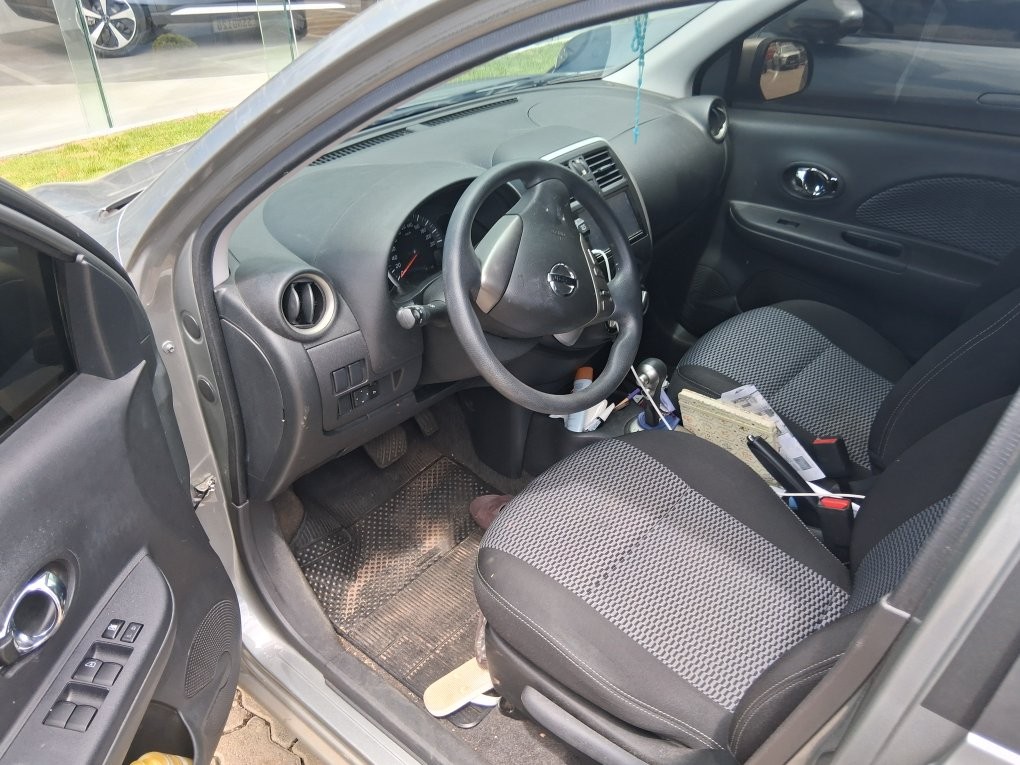 NISSAN MARCH 1.6 SV 16V FLEXSTART 4P XTRONIC