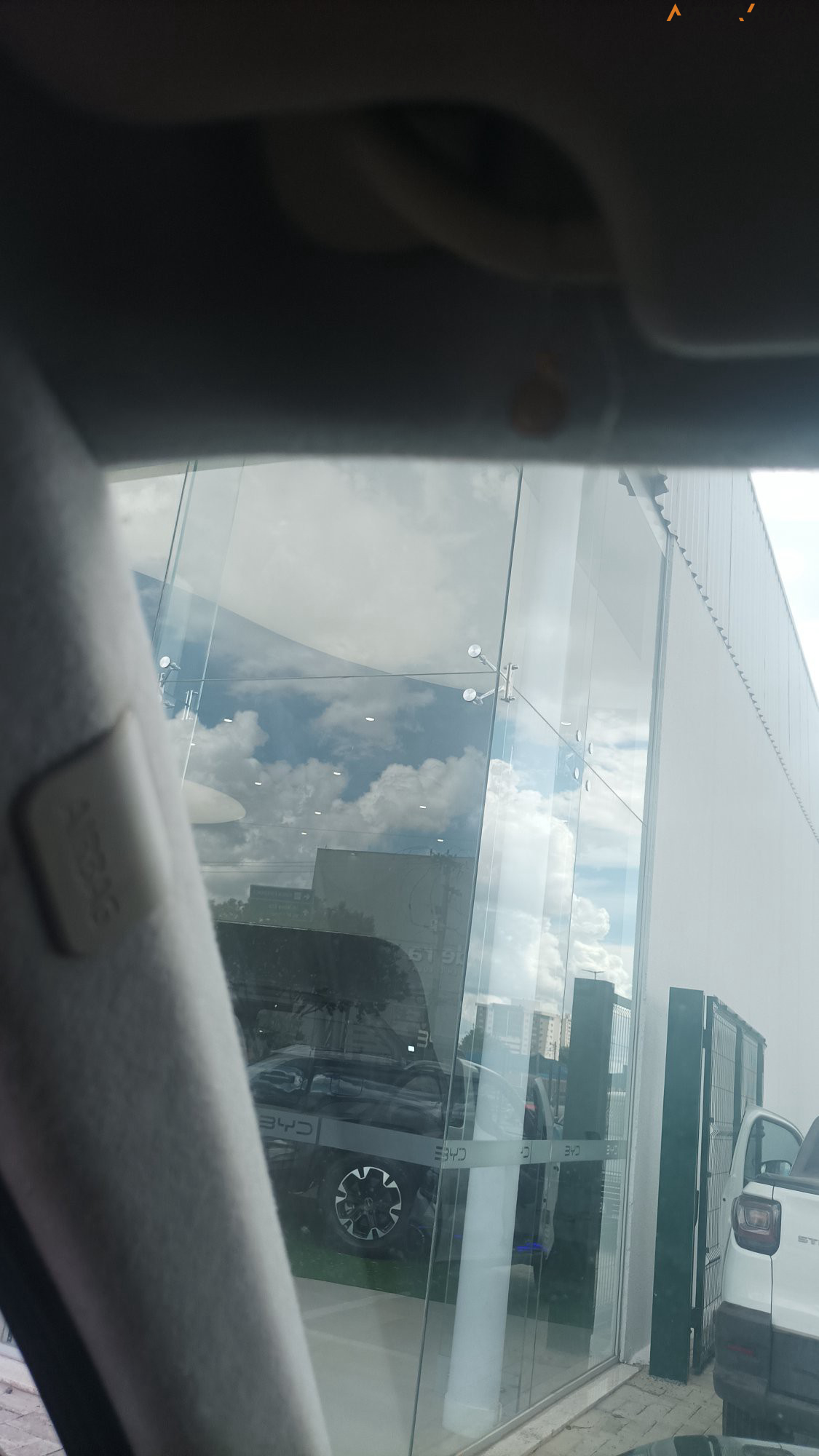 LAND ROVER DISCOVERY 3 2.7 S 4X4 V6 24V TURBO DIESEL 4P AUTOMATICO