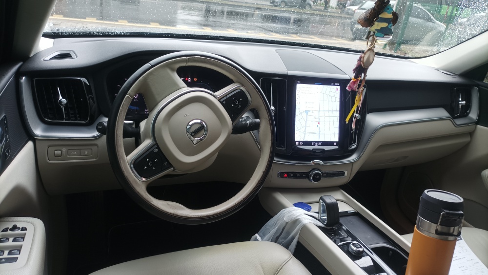 VOLVO XC60 2.0 T8 RECHARGE INSCRIPTION EXPRESSION AWD GEARTRONIC