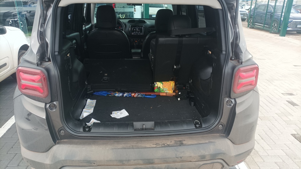 JEEP RENEGADE 1.3 T270 TURBO FLEX LONGITUDE AT6