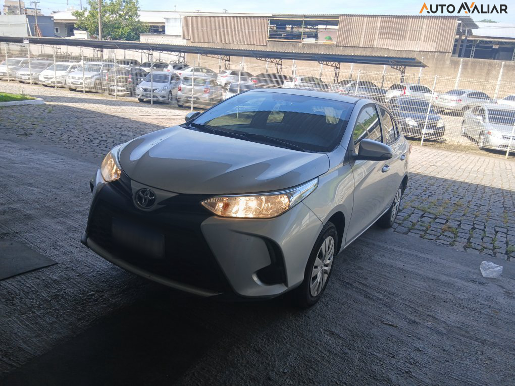 TOYOTA YARIS 1.5 16V FLEX SEDAN XL LIVE MULTIDRIVE