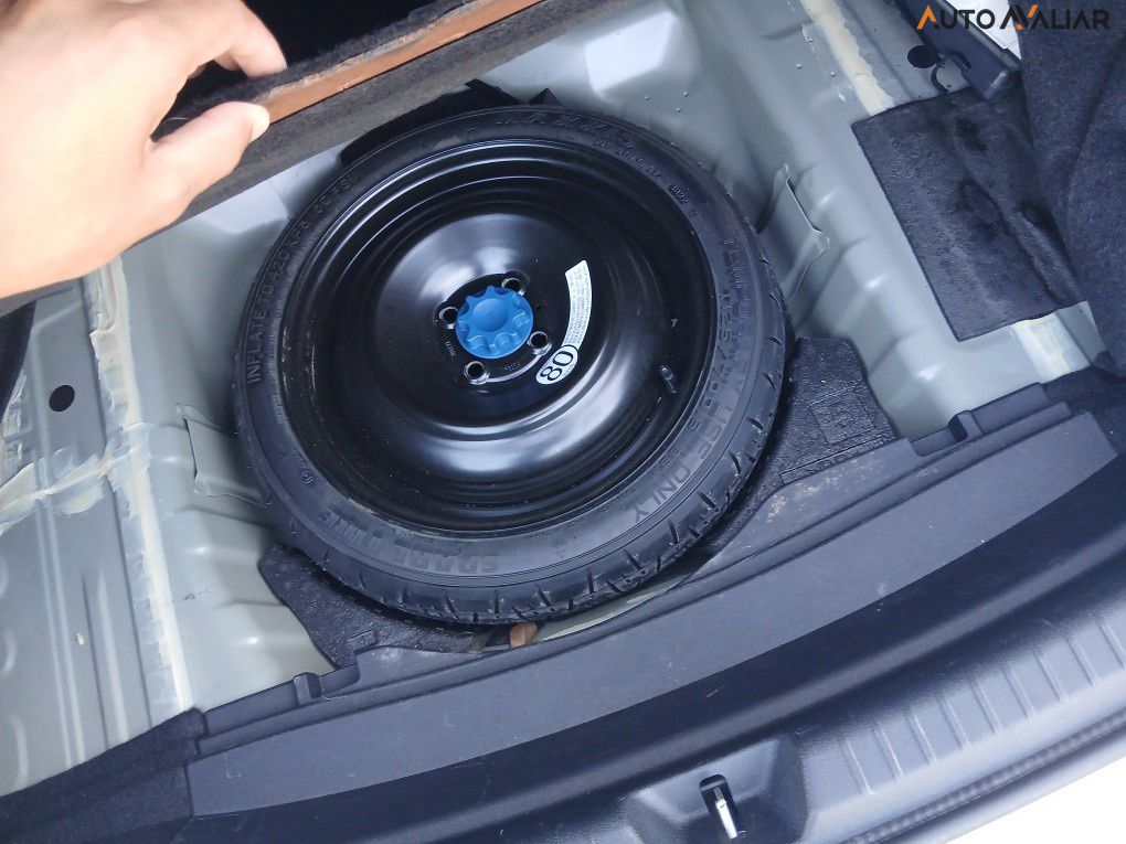 TOYOTA YARIS 1.5 16V FLEX SEDAN XL LIVE MULTIDRIVE