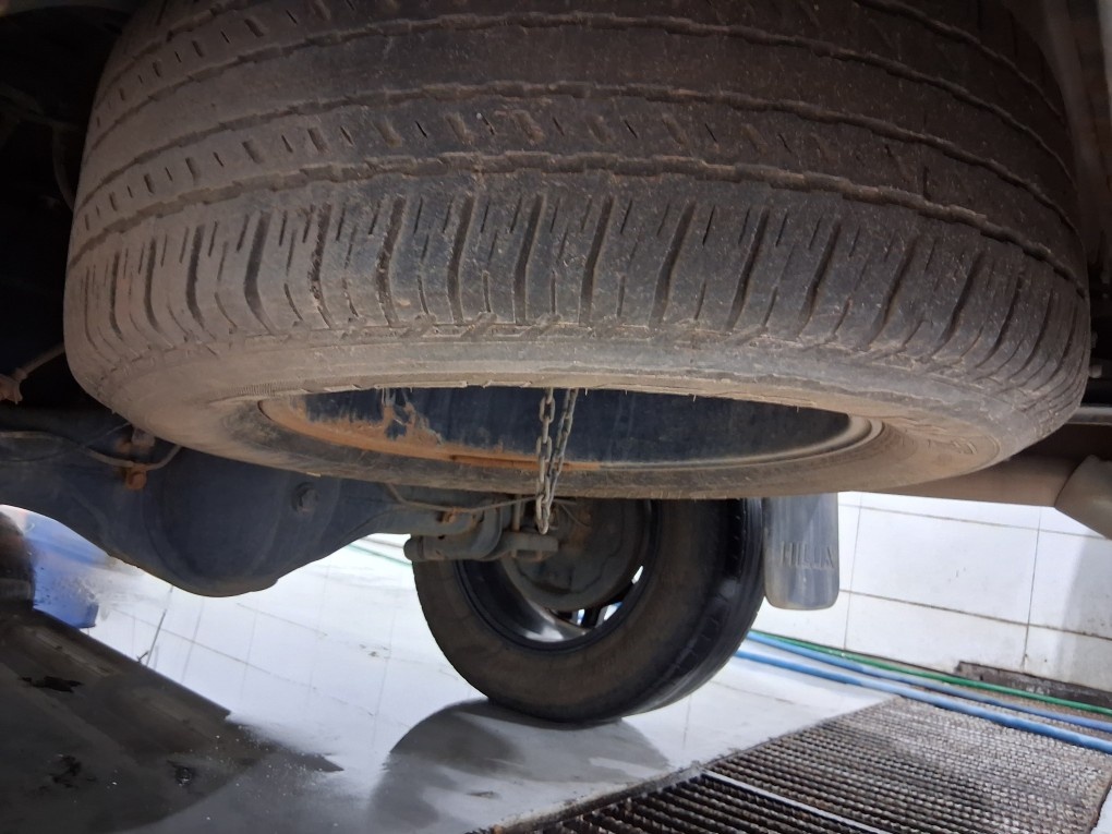 TOYOTA HILUX 2.8 D-4D TURBO DIESEL CD SRX 4X4 AUTOM&Aacute;TICO