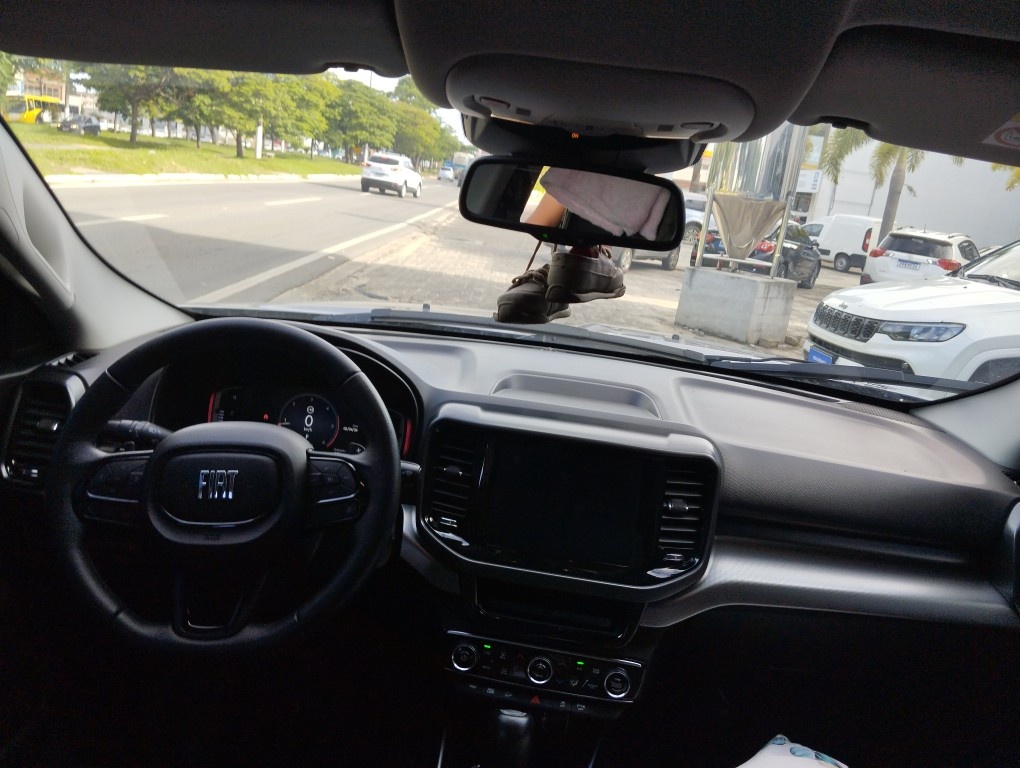 FIAT TORO 2.0 16V TURBO DIESEL VOLCANO 4WD AT9