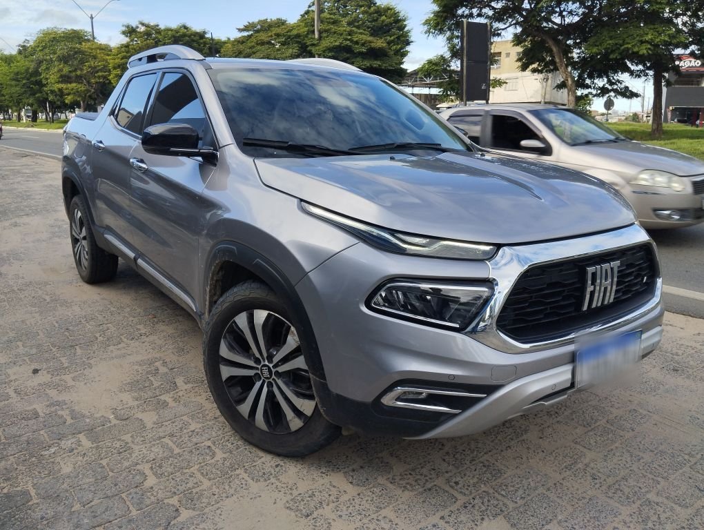 FIAT TORO 2.0 16V TURBO DIESEL VOLCANO 4WD AT9