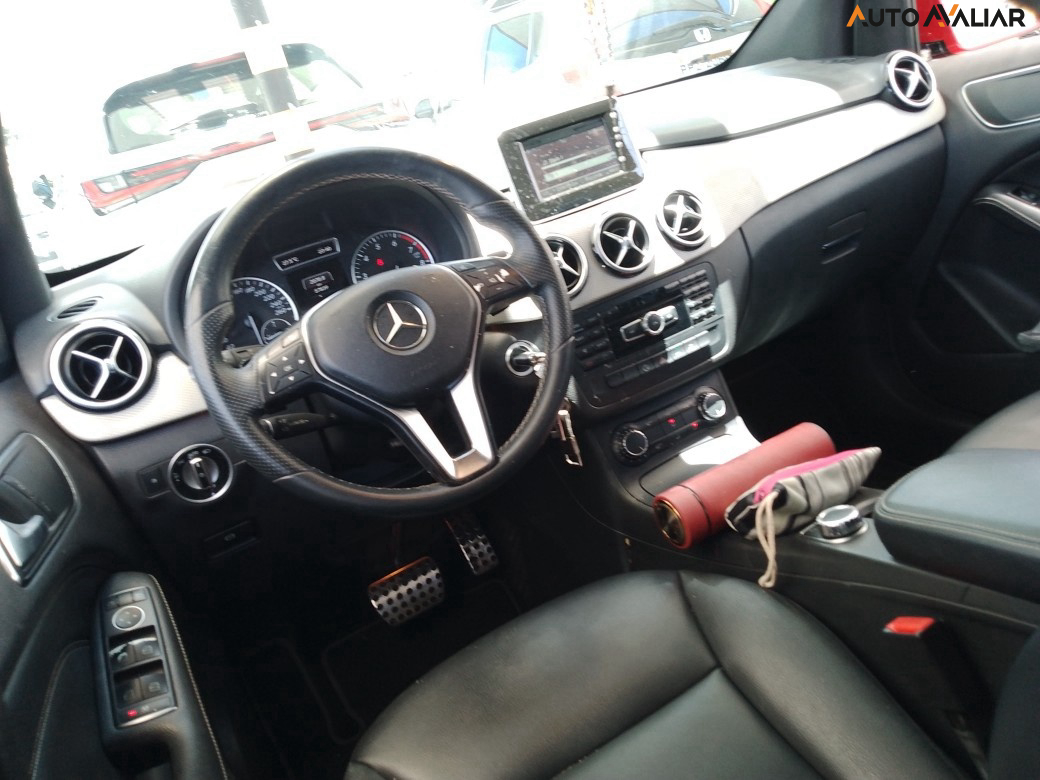 MERCEDES-BENZ B 200 1.6 SPORT TURBO GASOLINA 4P AUTOMATICO