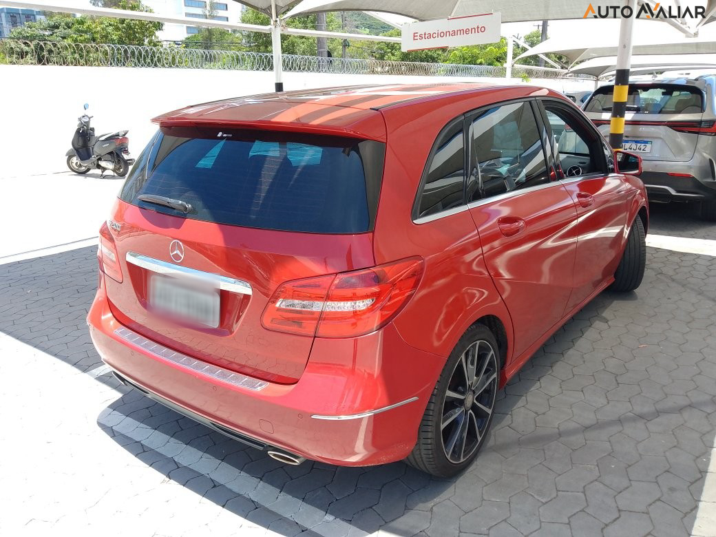 MERCEDES-BENZ B 200 1.6 SPORT TURBO GASOLINA 4P AUTOMATICO