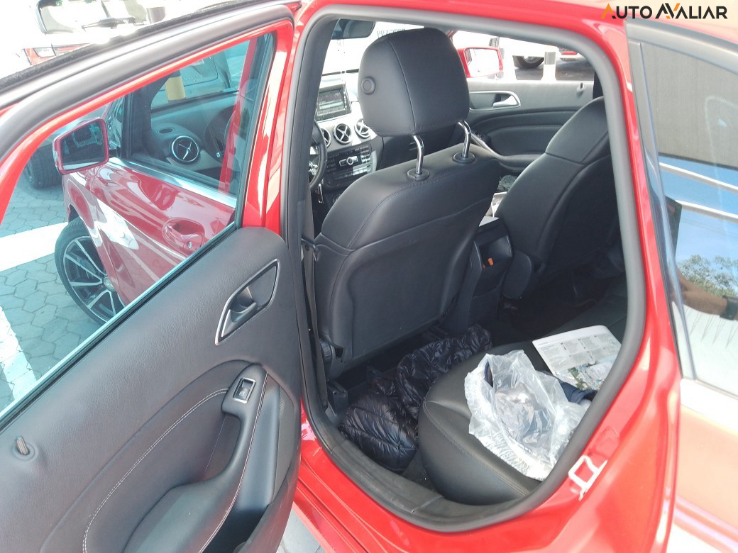 MERCEDES-BENZ B 200 1.6 SPORT TURBO GASOLINA 4P AUTOMATICO