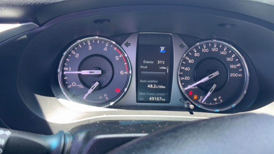 TOYOTA HILUX 2.8 D-4D TURBO DIESEL CD SRV 4X4 AUTOM&Aacute;TICO