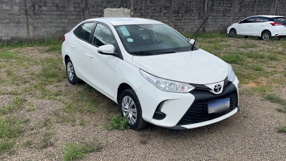 TOYOTA YARIS 1.5 16V FLEX SEDAN XL MULTIDRIVE