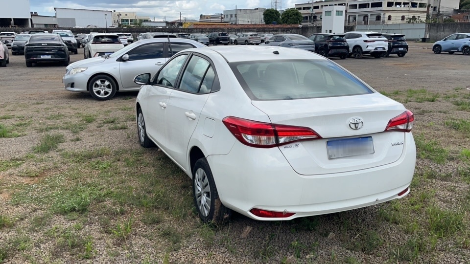 TOYOTA YARIS 1.5 16V FLEX SEDAN XL MULTIDRIVE