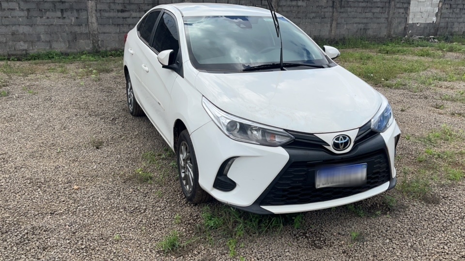 TOYOTA YARIS 1.5 16V FLEX SEDAN XS CONNECT MULTIDRIVE