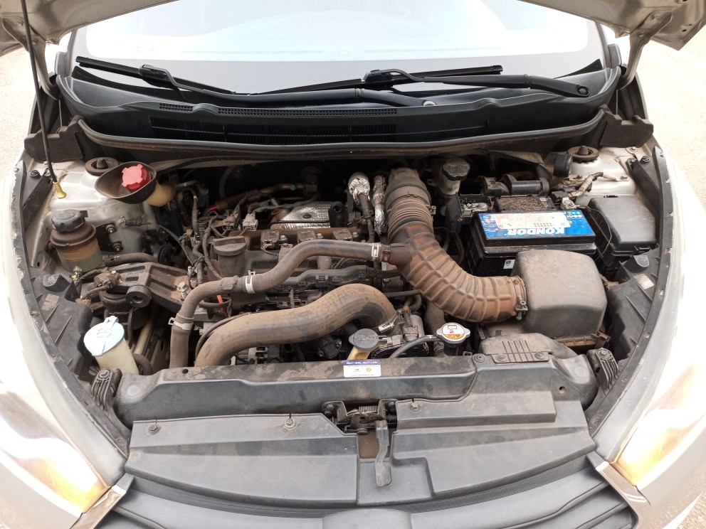 HYUNDAI HB20 1.0 COMFORT PLUS 12V TURBO FLEX 4P MANUAL