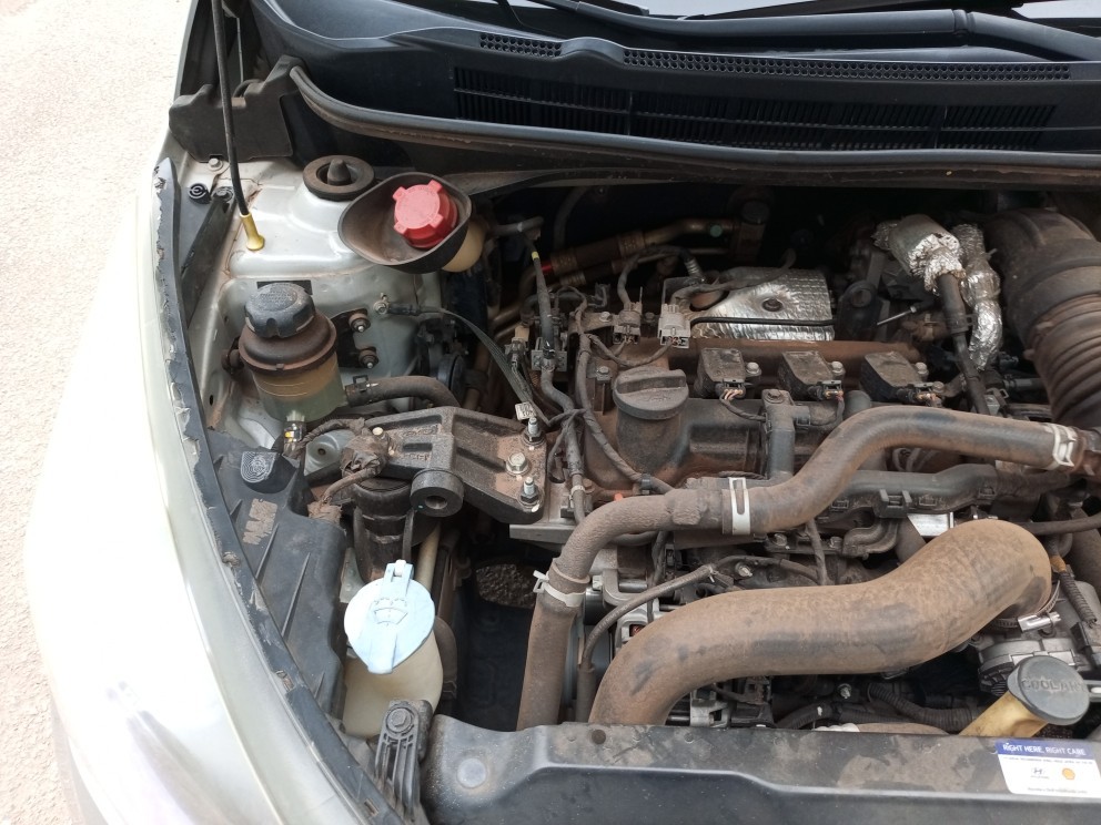 HYUNDAI HB20 1.0 COMFORT PLUS 12V TURBO FLEX 4P MANUAL