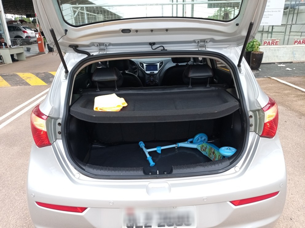 HYUNDAI HB20 1.0 COMFORT PLUS 12V TURBO FLEX 4P MANUAL