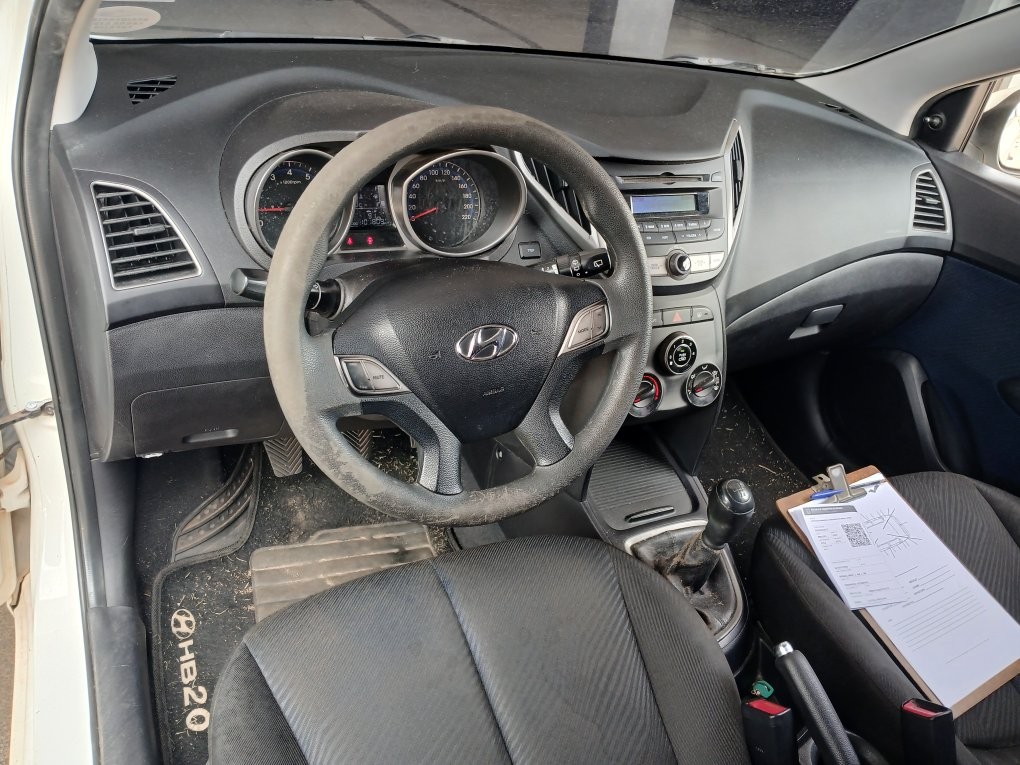 HYUNDAI HB20 1.6 COMFORT 16V FLEX 4P MANUAL