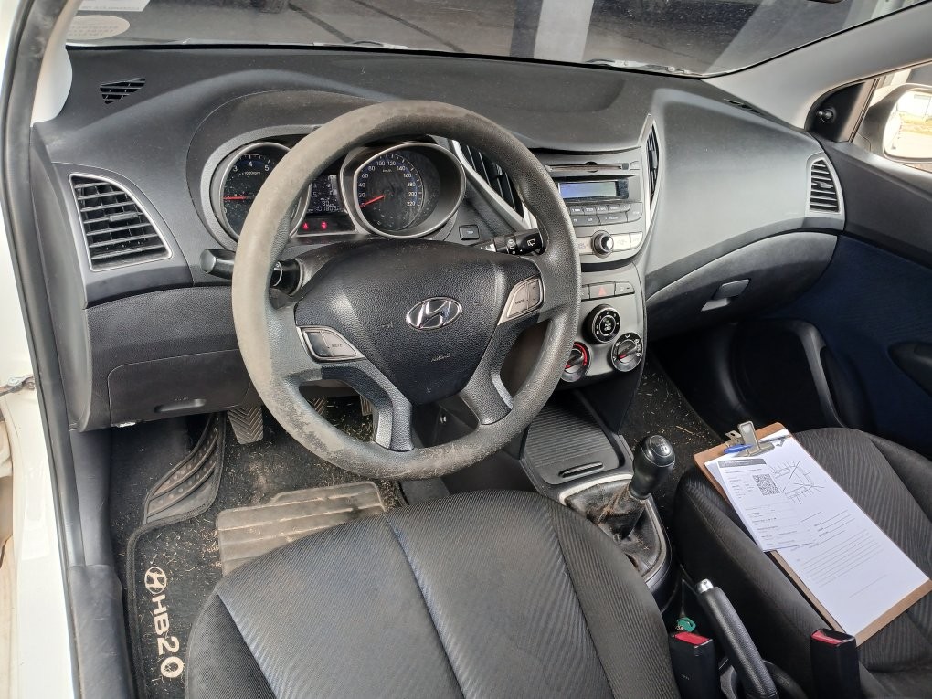 HYUNDAI HB20 1.6 COMFORT 16V FLEX 4P MANUAL