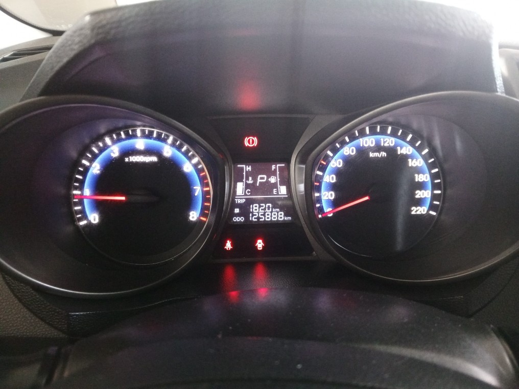 HYUNDAI HB20S 1.6 COMFORT PLUS 16V FLEX 4P AUTOMATICO