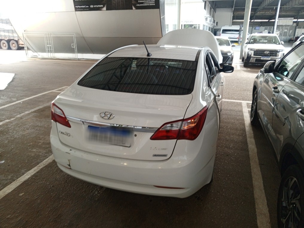 HYUNDAI HB20S 1.6 COMFORT PLUS 16V FLEX 4P AUTOMATICO