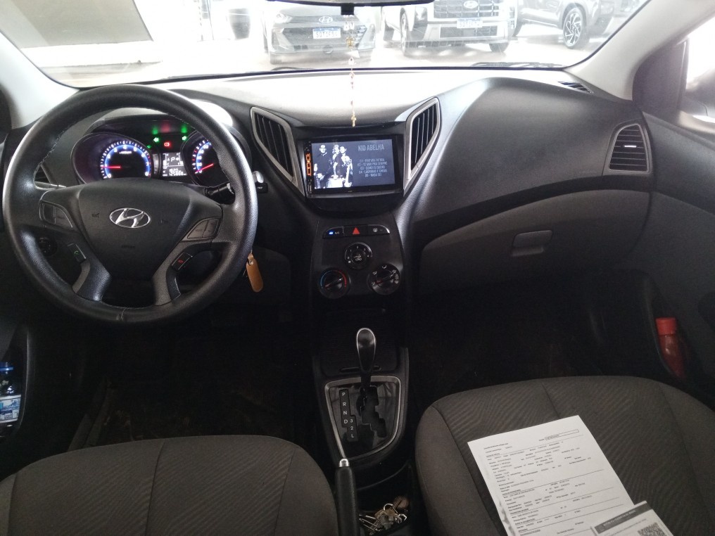 HYUNDAI HB20S 1.6 COMFORT PLUS 16V FLEX 4P AUTOMATICO