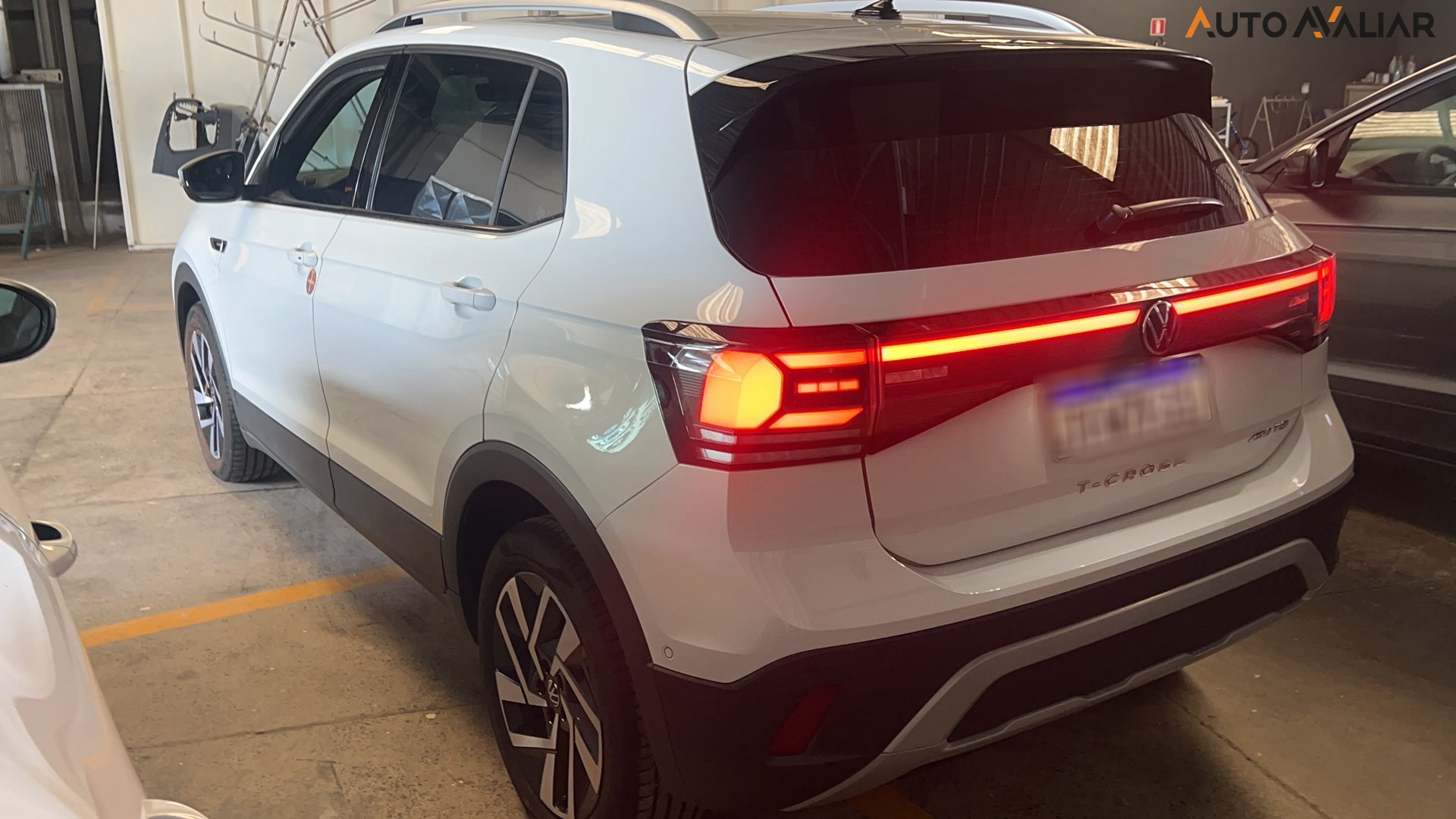 VOLKSWAGEN T-CROSS 1.4 250 TSI TOTAL FLEX HIGHLINE AUTOM&Aacute;TICO