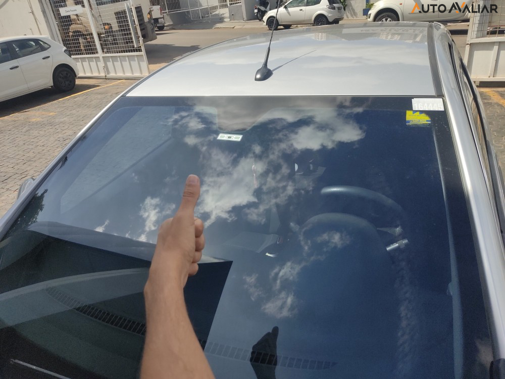 CHEVROLET ONIX 1.0 MPFI LT 8V FLEX 4P MANUAL