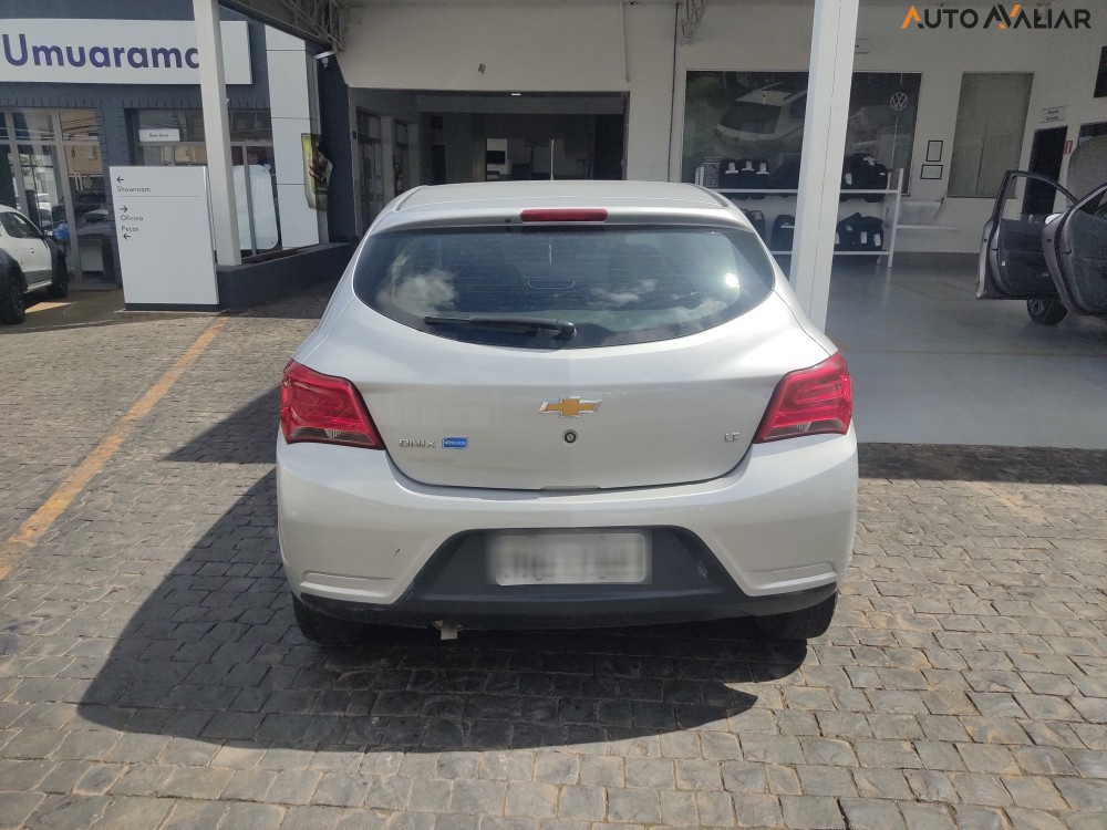 CHEVROLET ONIX 1.0 MPFI LT 8V FLEX 4P MANUAL