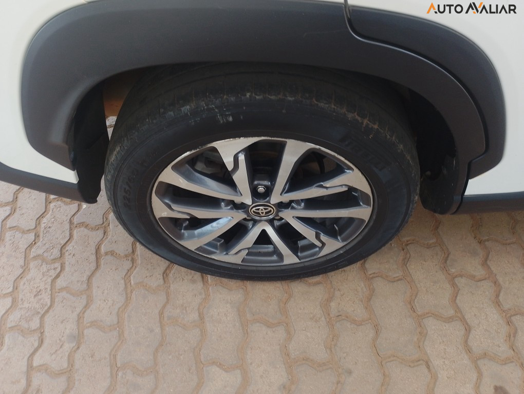 TOYOTA COROLLA CROSS 2.0 VVT-IE FLEX XRE DIRECT SHIFT