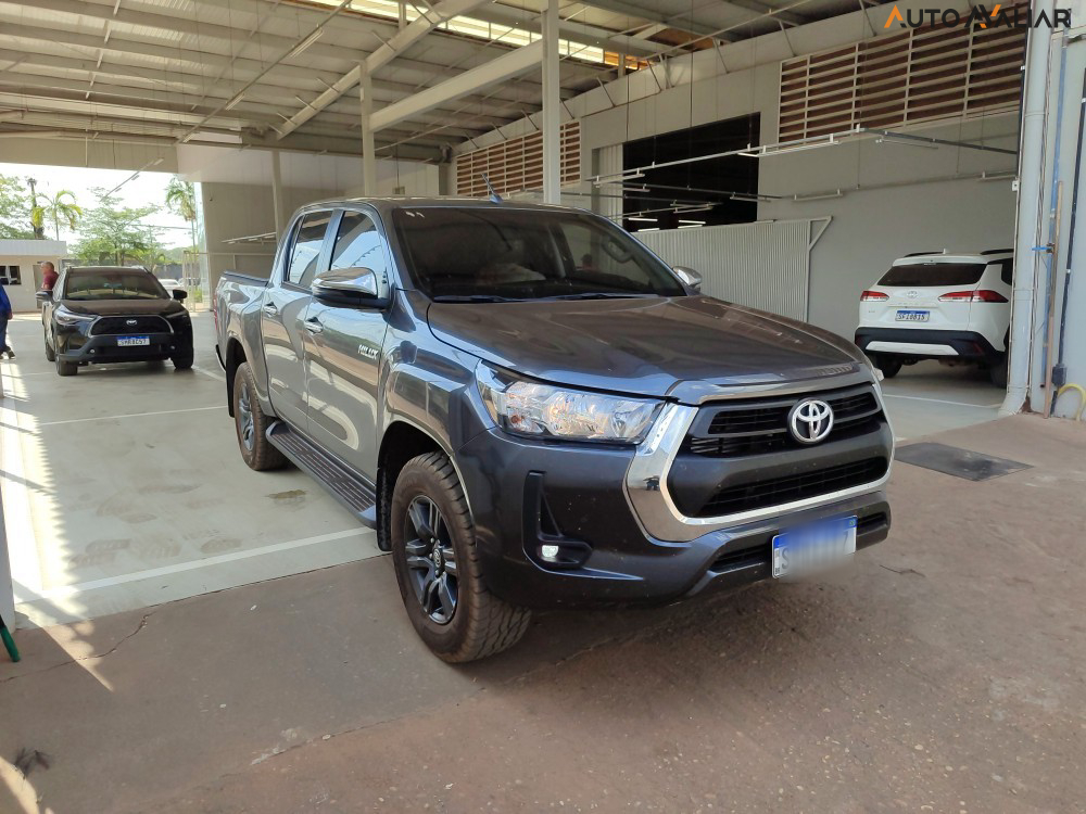 TOYOTA HILUX 2.8 D-4D TURBO DIESEL CD SR 4X4 AUTOM&Aacute;TICA