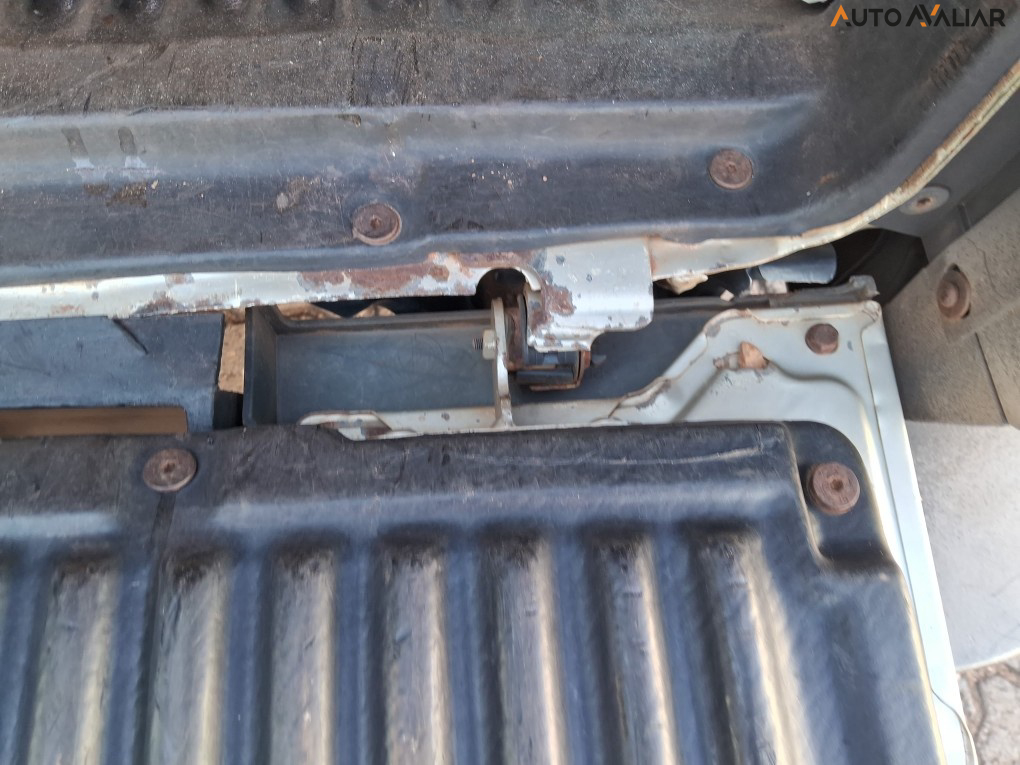 FIAT STRADA 1.8 MPI ADVENTURE CD 16V FLEX 2P MANUAL